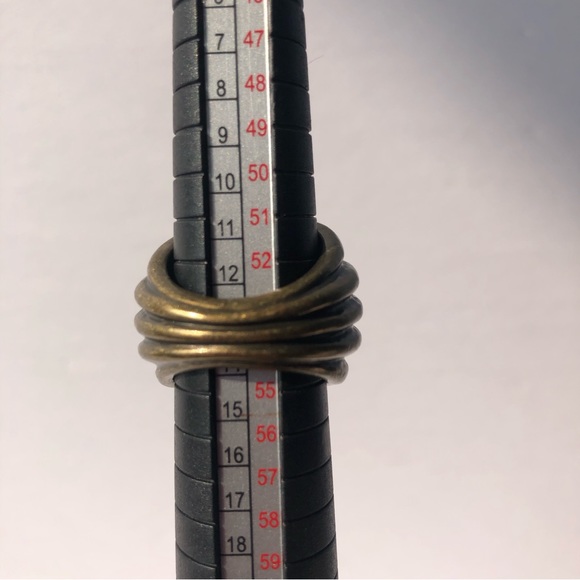 LIA SOPHIA Diverge Chunky Matte Gold Cut Crystals Ring Size 7 - Picture 4 of 9